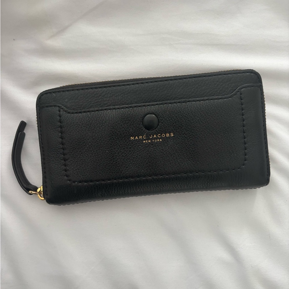 Marc Jacobs Black Leather Wallet